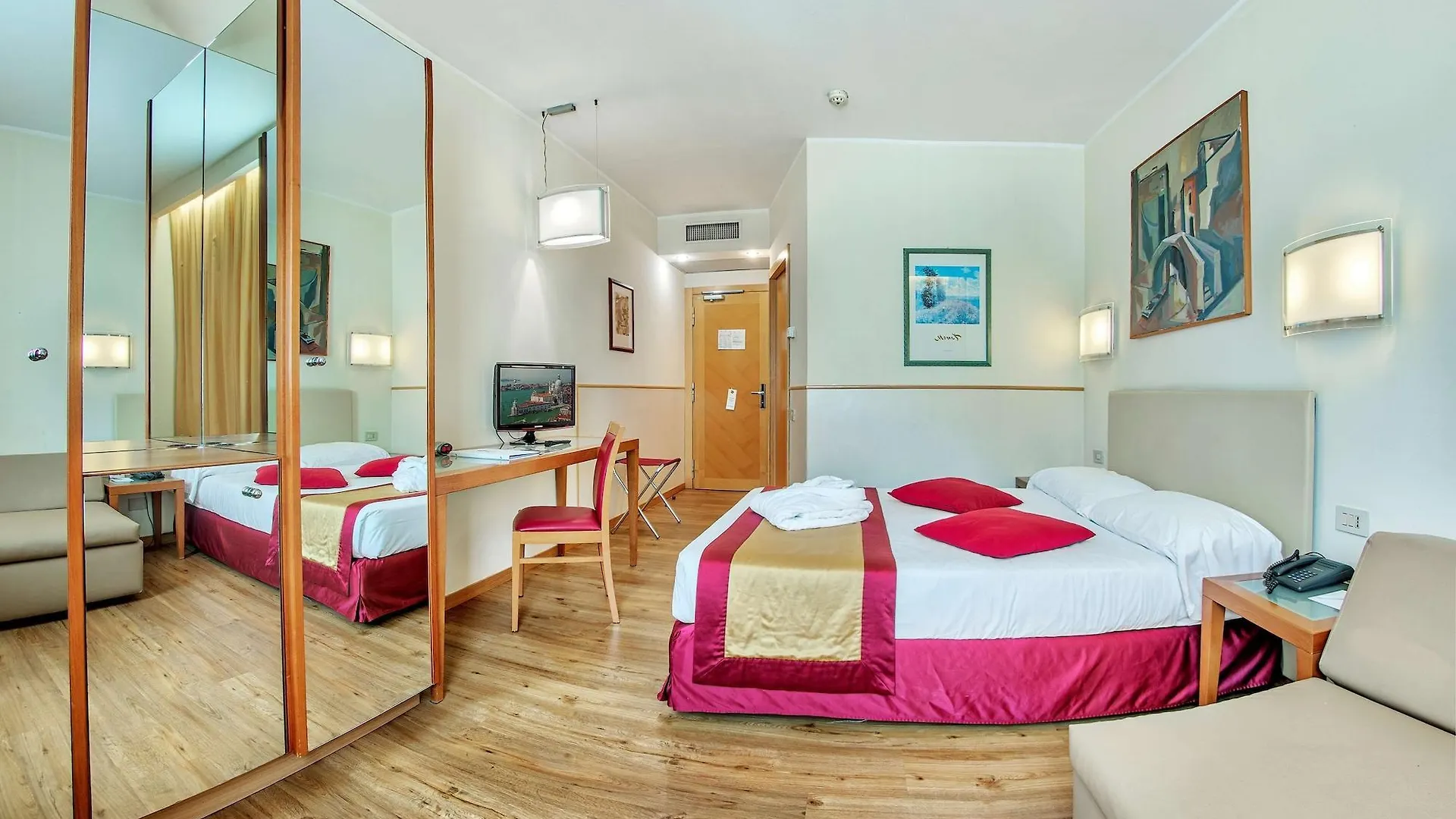 B&B Hotel Quarto dʼAltino 3*,